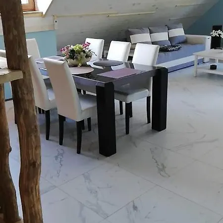 בית הארחה Gosciniec U Zalesia Zalewski *