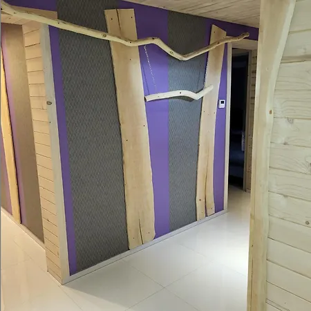 Gosciniec U Zalesia Zalewski בית הארחה