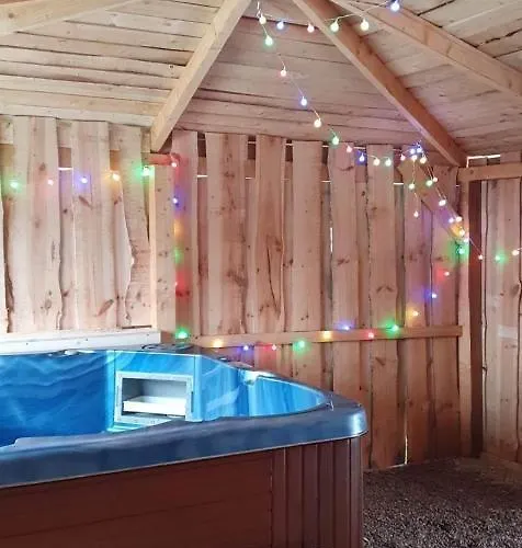 Gosciniec U Zalesia Zalewski * Warchaly