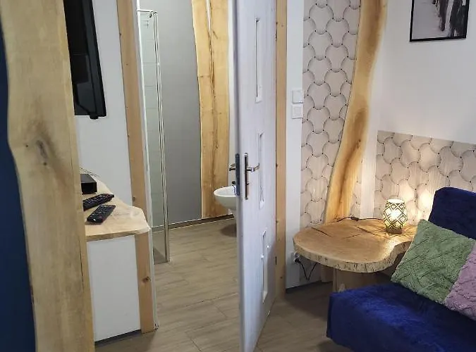 Gosciniec U Zalesia Zalewski * Warchaly